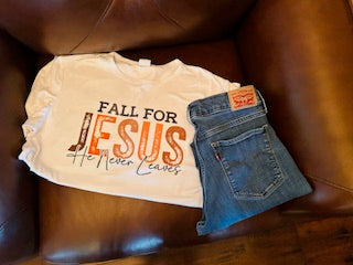 Fall for Jesus Graphic Tee – Faith-Inspired Christian T-Shirt